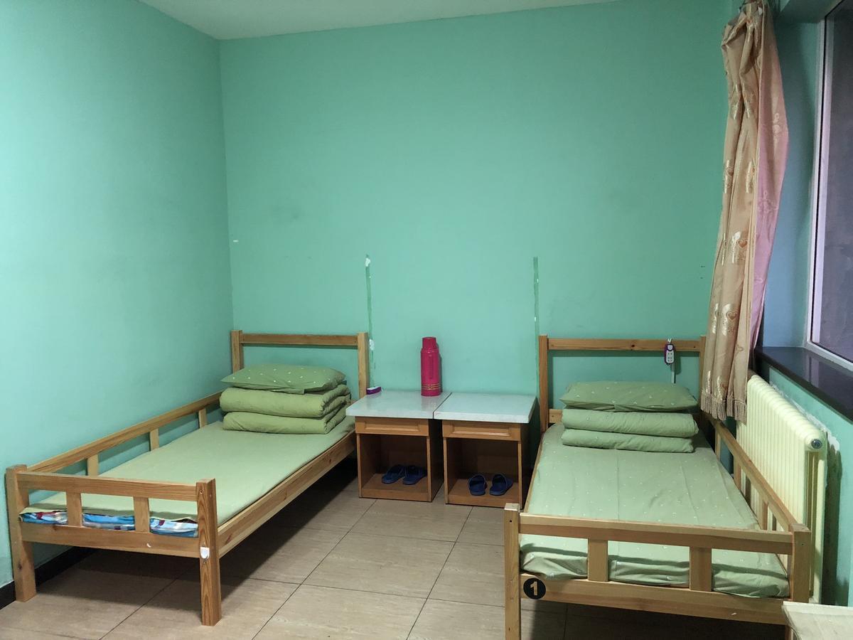 Leo Tian An Men Hostel Beijing Exterior photo